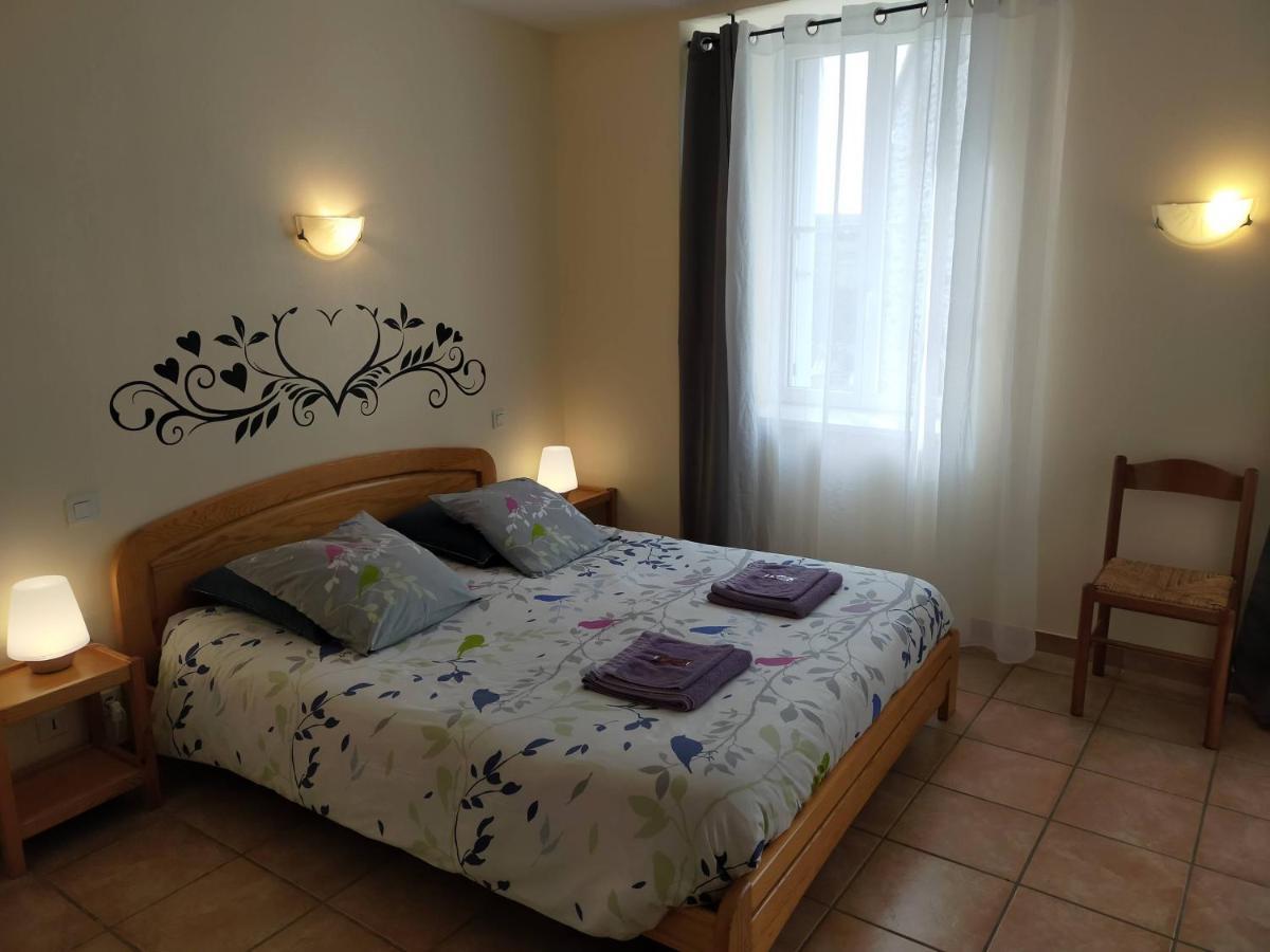 Chambres D'Hotes De L'Auberge L'Astrassadou Rézentières Bagian luar foto