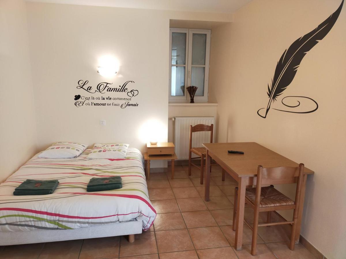 Chambres D'Hotes De L'Auberge L'Astrassadou Rézentières Bagian luar foto